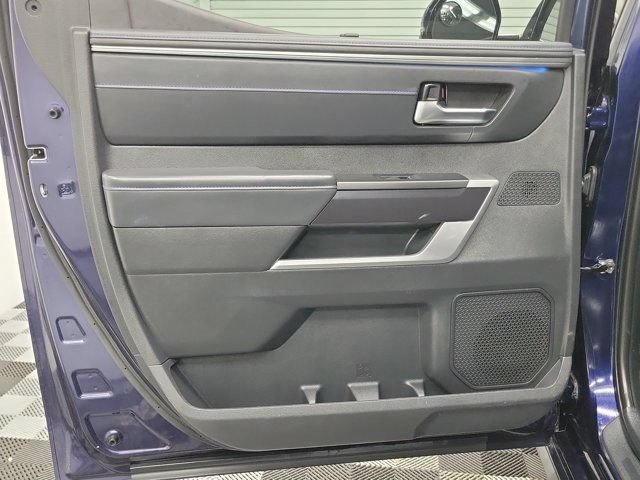 Used 2023 Toyota Tundra Platinum AWD/4WD image 17