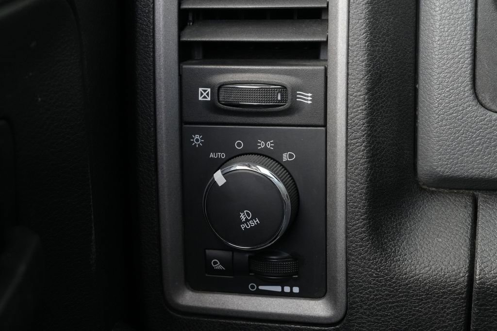 Used 2014 RAM 1500 Express w/ Ram Charger Package AWD/4WD image 45