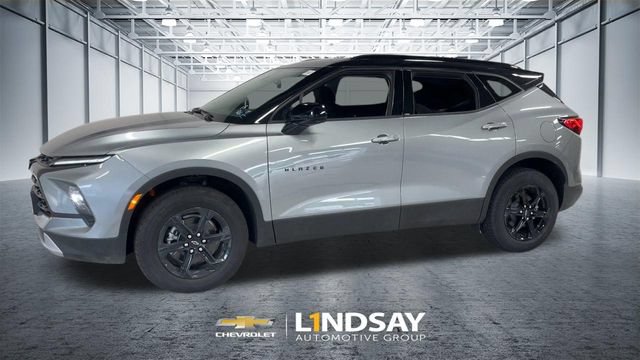 New 2026 Chevrolet Blazer LT w/ Convenience Package AWD/4WD image 6