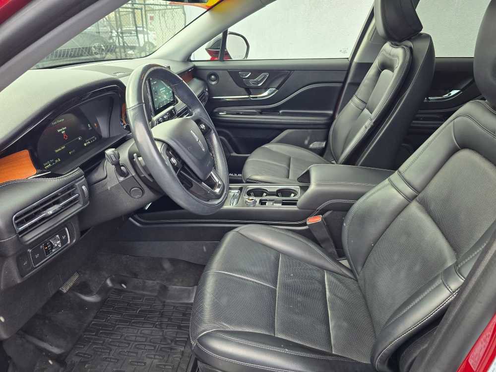 Used 2022 Lincoln Corsair Reserve w/ Equipment Group 201A image 14