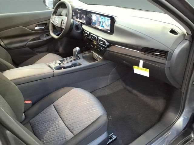 Certified 2026 Nissan Sentra SV w/ SV Convenience Package FWD image 18