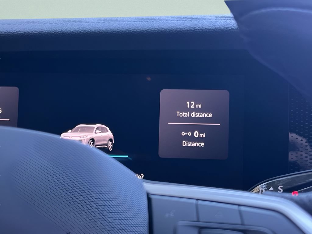 New 2026 Volkswagen Tiguan SE R-Line image 15