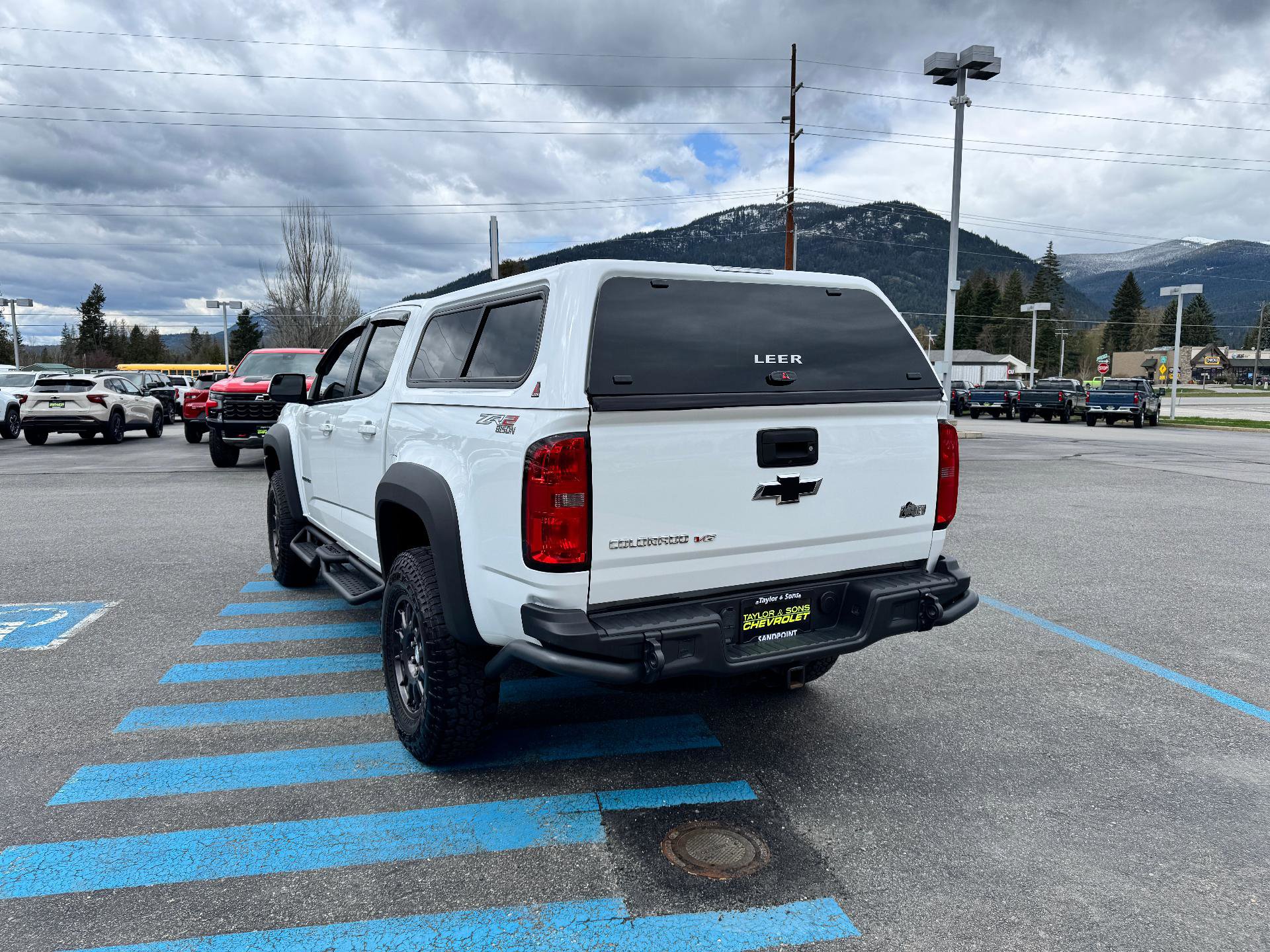 Used 2019 Chevrolet Colorado ZR2 w/ Colorado ZR2 Bison Edition AWD/4WD image 5