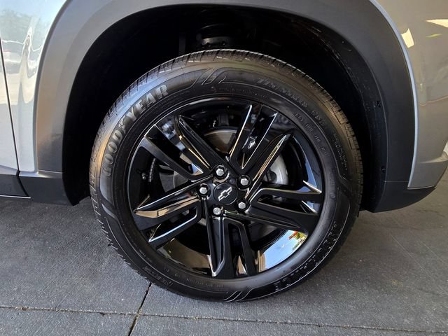 Used 2025 Chevrolet Trax ACTIV w/ Driver Confidence Package FWD image 27