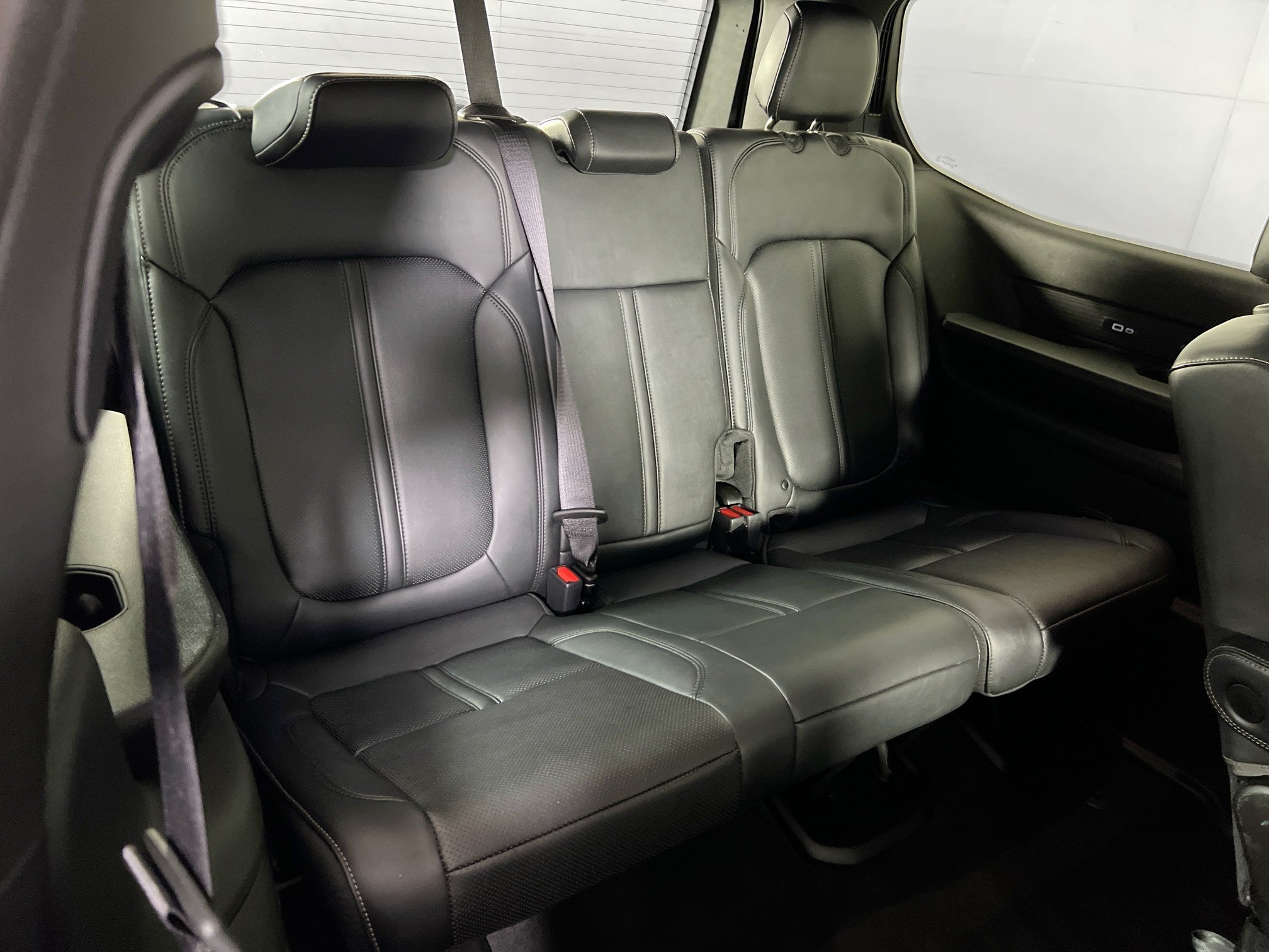 Used 2022 Jeep Wagoneer Series III w/ Flexible Seating Group AWD/4WD image 28