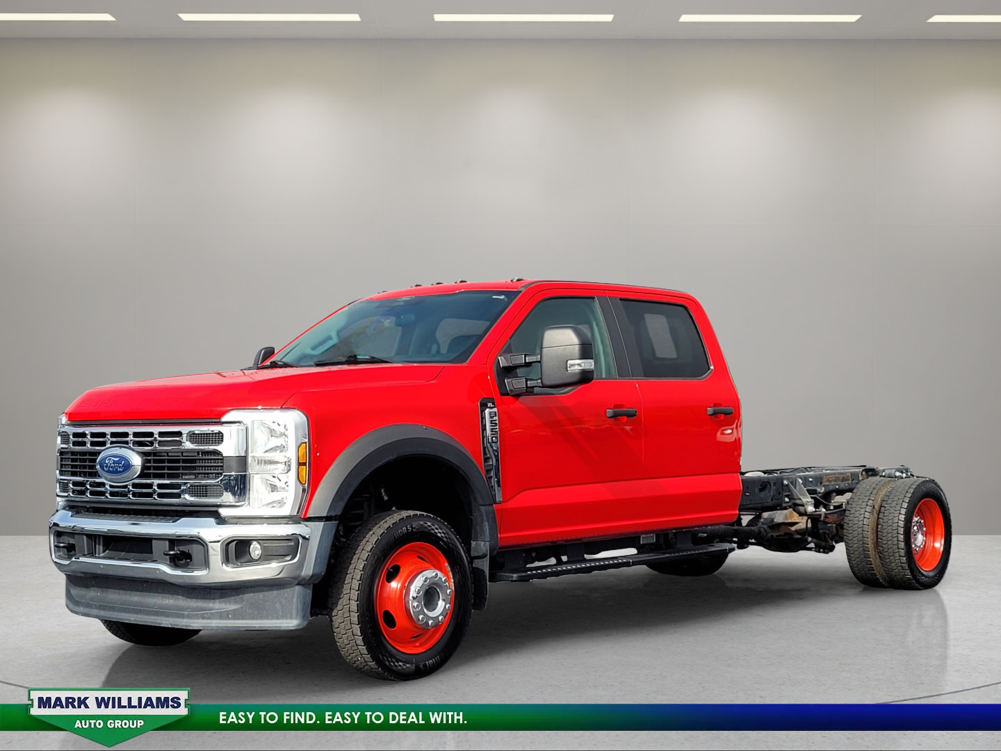 Used 2024 Ford F550 4x4 Crew Cab Super Duty image 8