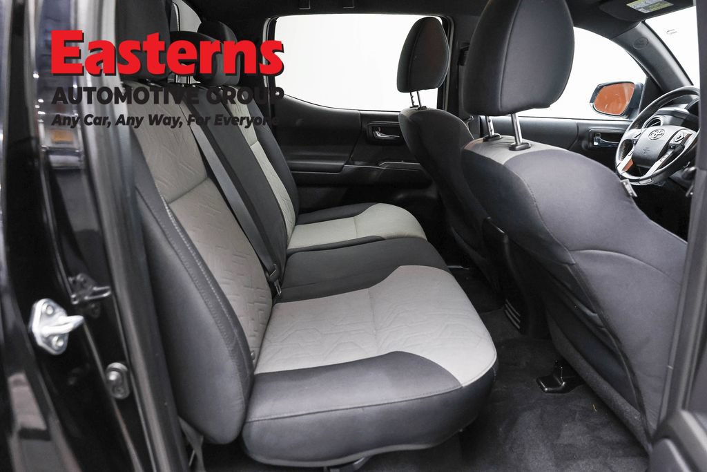 Used 2021 Toyota Tacoma TRD Off-Road AWD/4WD image 25