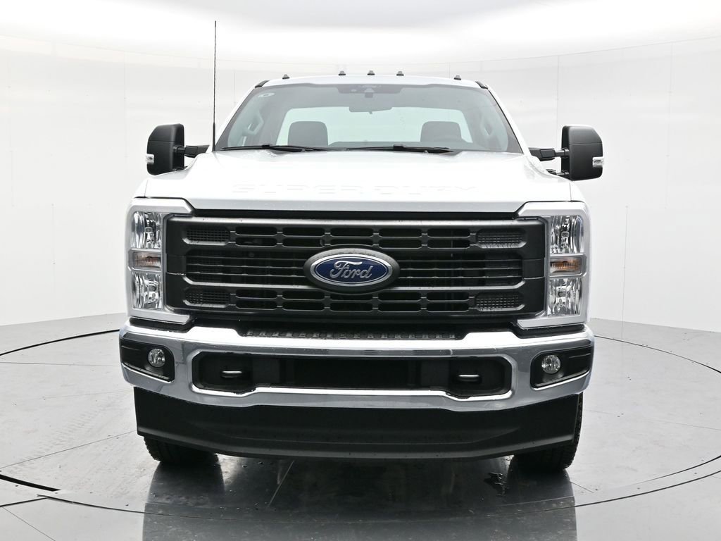 New 2026 Ford F250 XL w/ FX4 Off-Road Package image 2