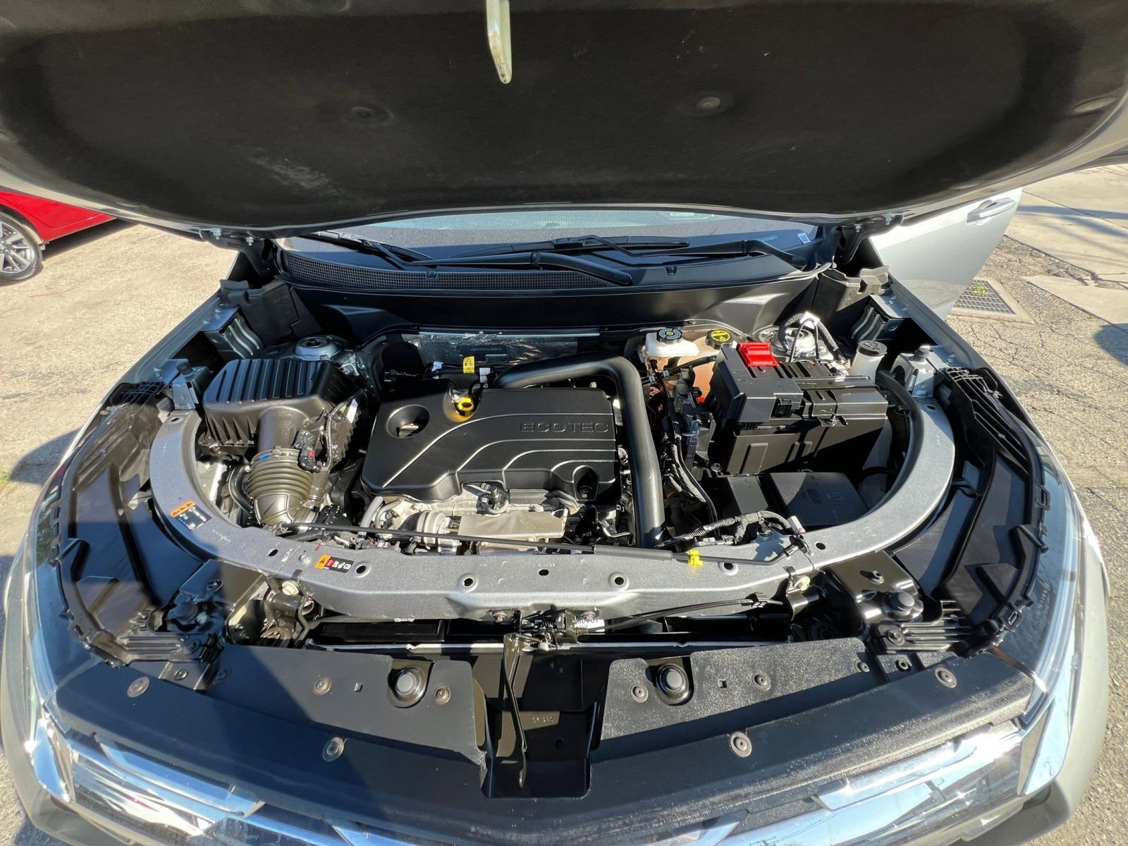 Used 2025 Chevrolet Equinox LT AWD/4WD image 37