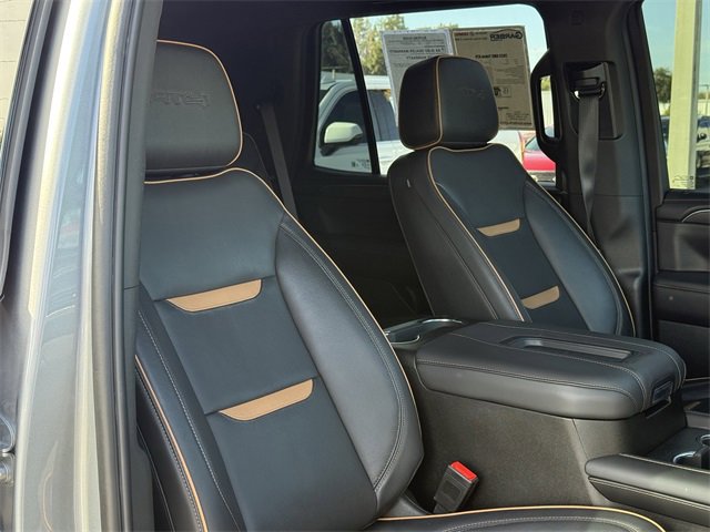 Used 2023 GMC Yukon AT4 image 19