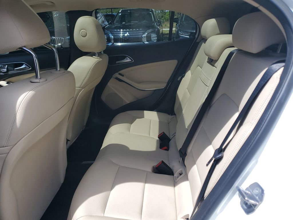 Used 2019 Mercedes-Benz GLA 250 image 13