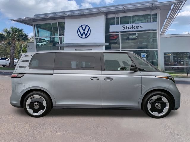 New 2025 Volkswagen ID. Buzz Pro S RWD image 3