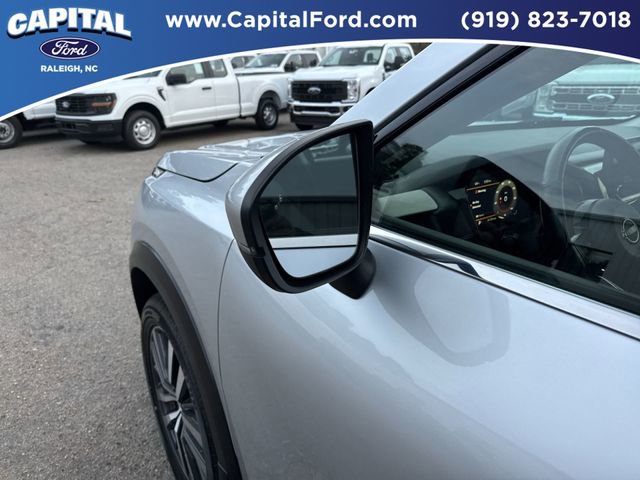 Used 2022 Nissan Pathfinder Platinum w/ Cargo Package AWD/4WD image 12