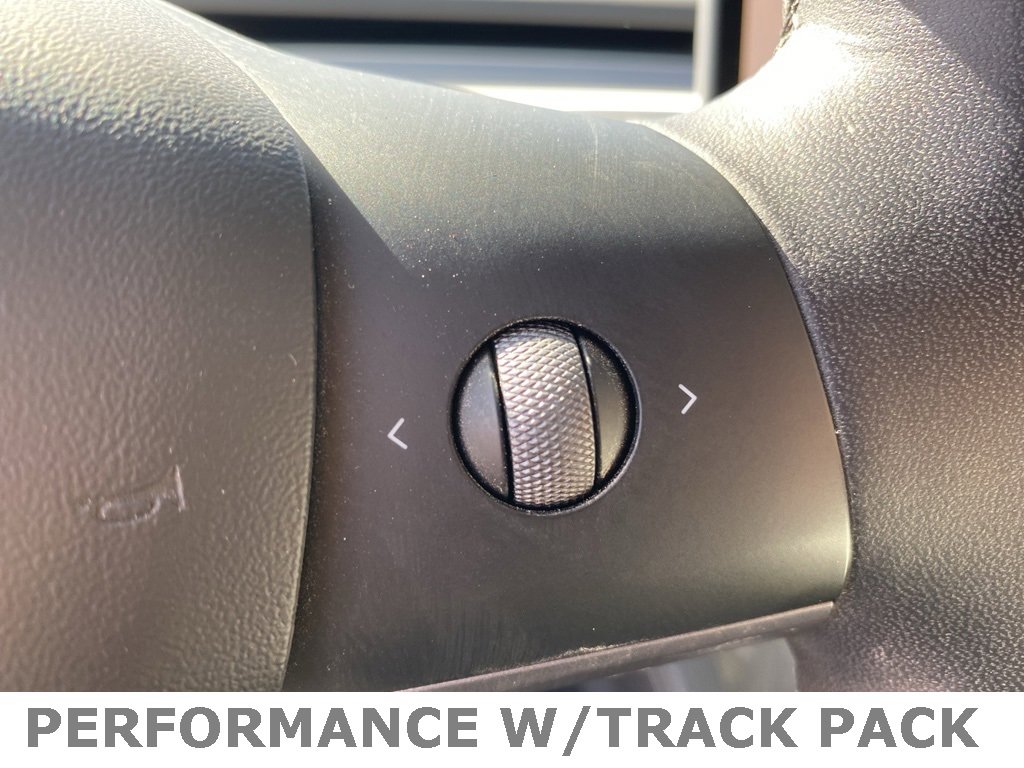 Used 2022 Tesla Model 3 Performance image 31