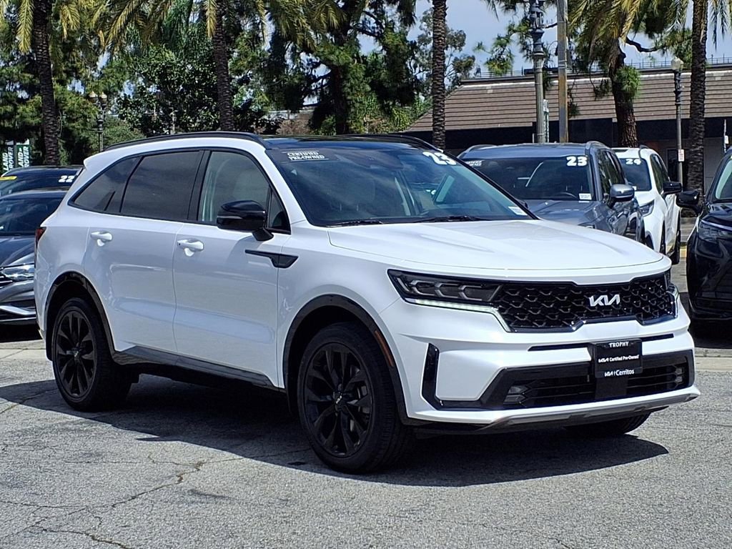 Certified 2023 Kia Sorento SX image 7