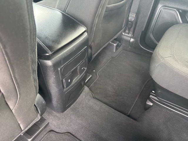 Used 2022 Ford Explorer XLT RWD image 28