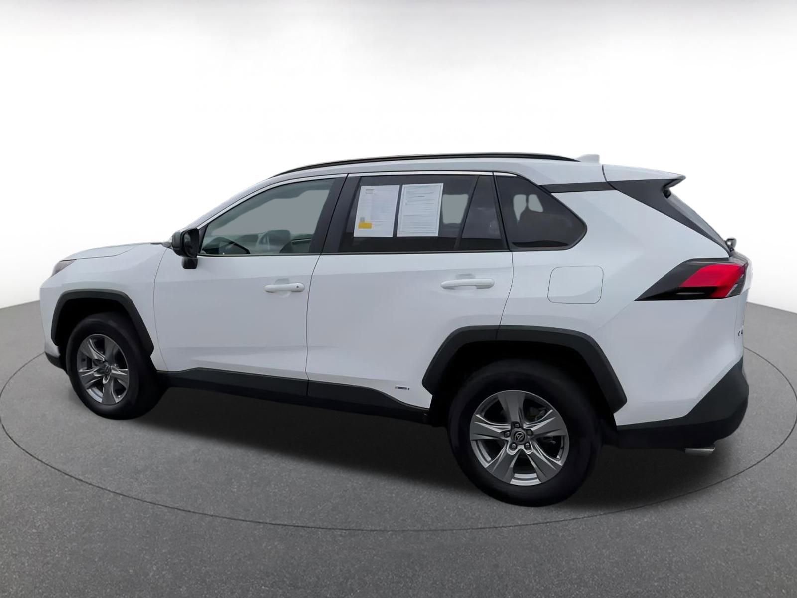 Used 2025 Toyota RAV4 LE image 10