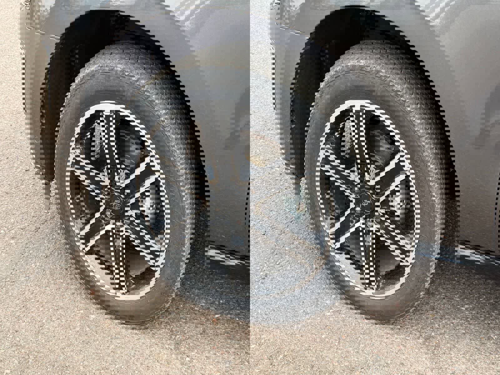 Used 2021 Ford Expedition Limited AWD/4WD image 7