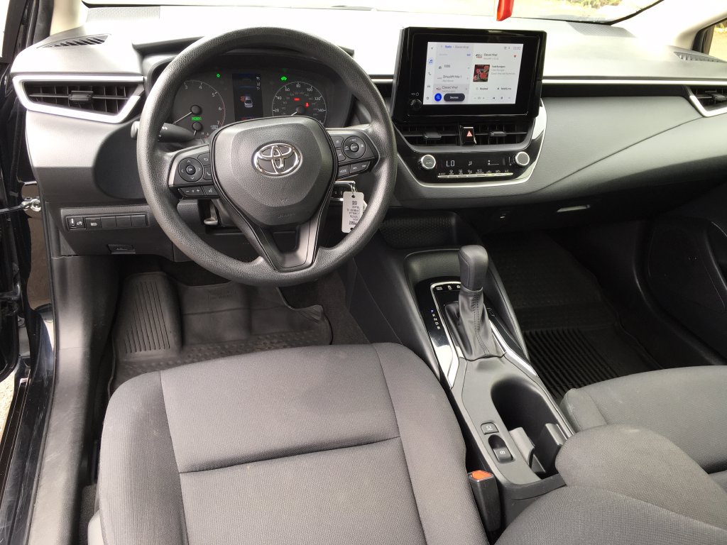 Used 2024 Toyota Corolla LE FWD image 21