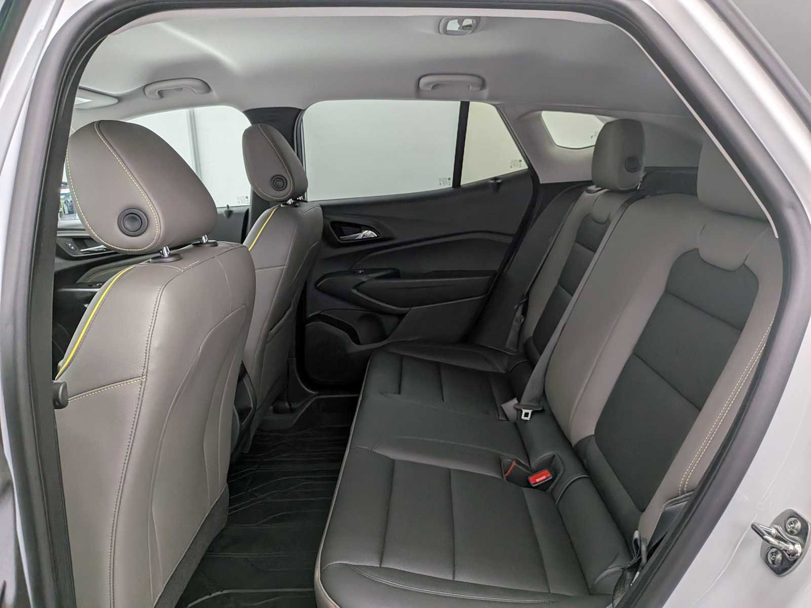 New 2025 Chevrolet Trax ACTIV w/ Driver Confidence Package image 20