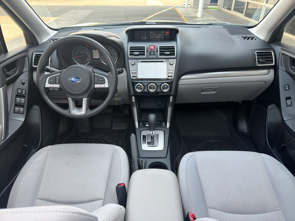 Used 2018 Subaru Forester 2.5i Premium w/ All-Weather Package AWD/4WD image 4