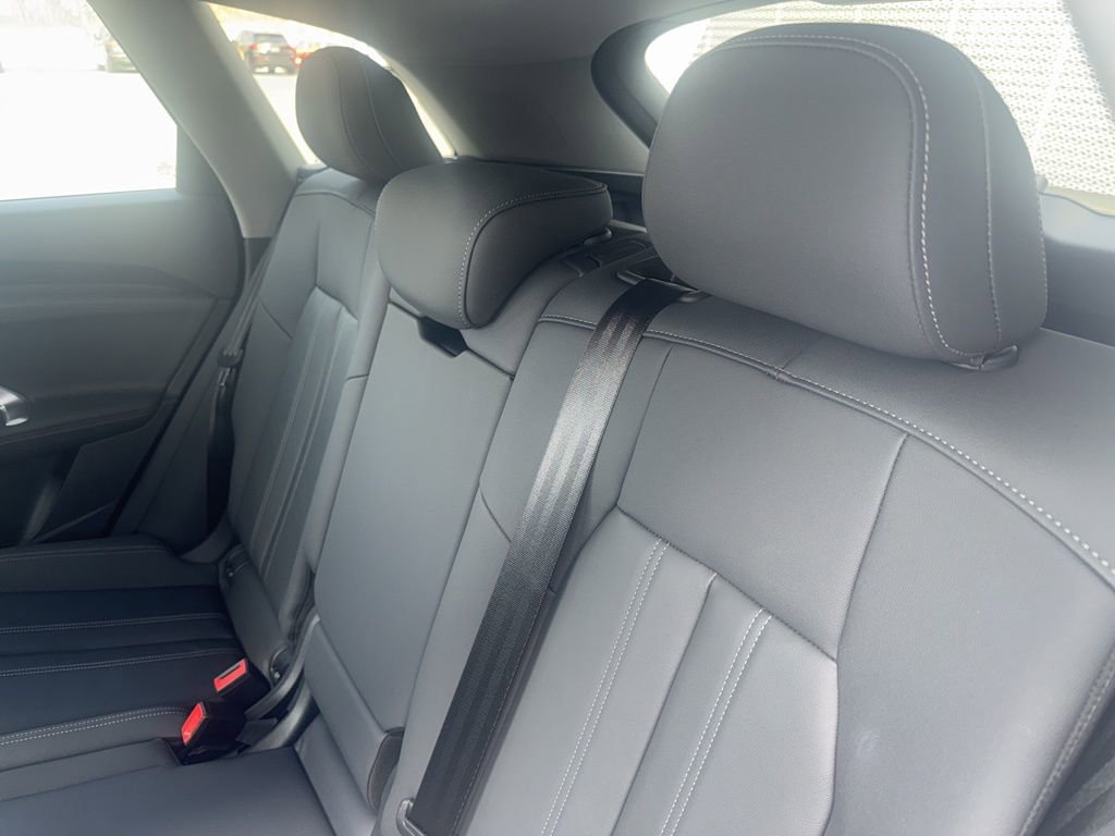 Used 2025 Audi Q5 Premium w/ 19" Wheel Package image 18