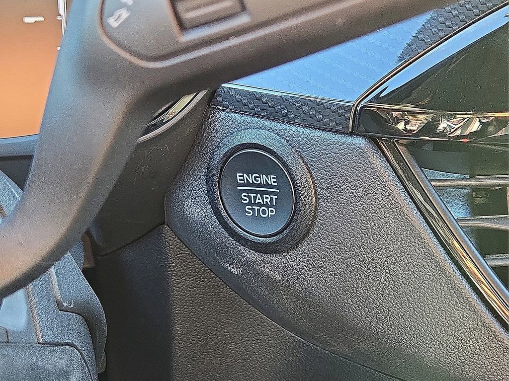 Used 2025 Ford Escape ST-Line Select image 31
