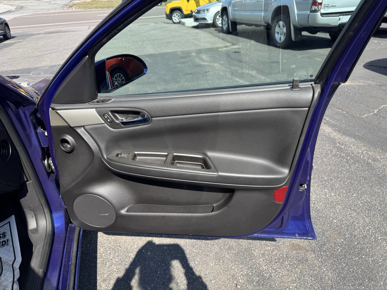 Used 2006 Chevrolet Impala SS w/ Convenience Package FWD image 24