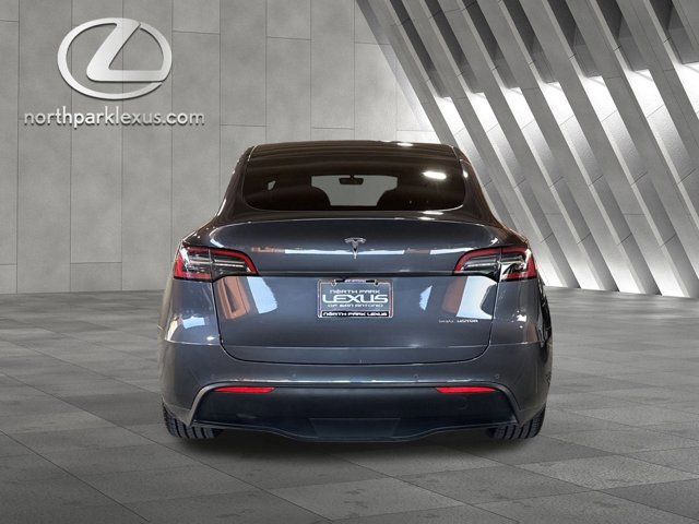Used 2021 Tesla Model Y Long Range image 8