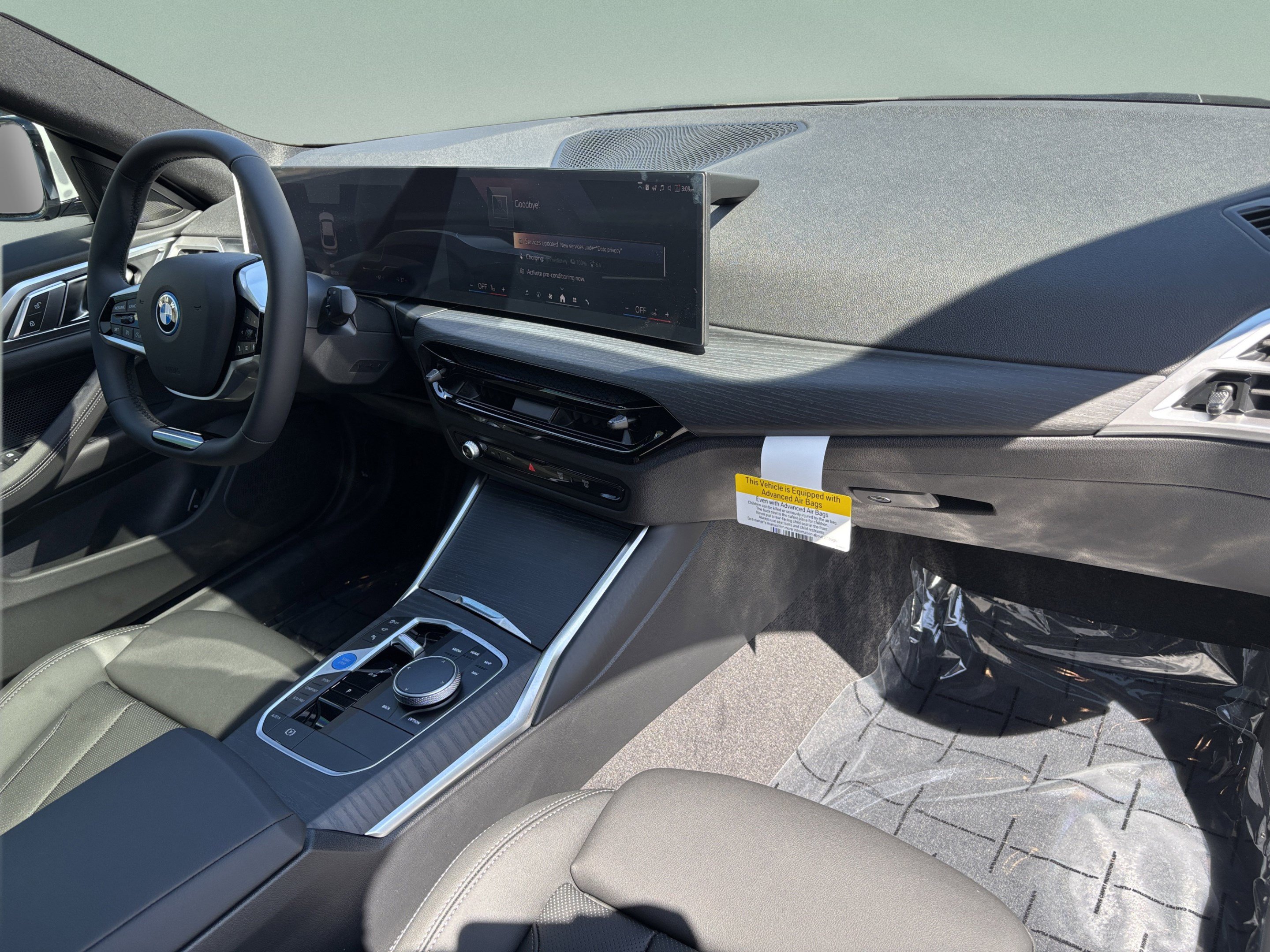 Used 2026 BMW i4 eDrive40 w/ Parking Assistance Package RWD image 22