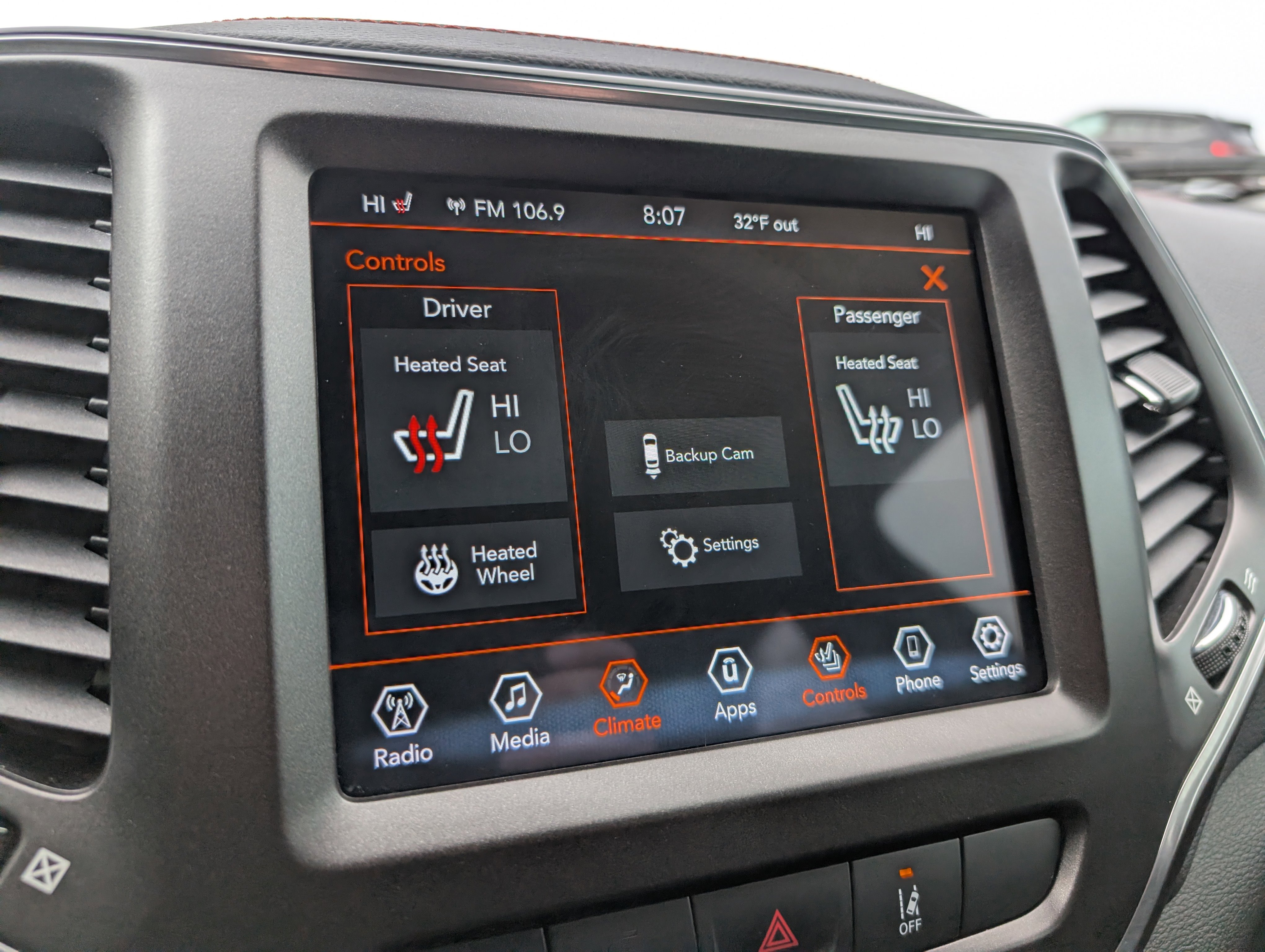 Used 2022 Jeep Cherokee Trailhawk image 27