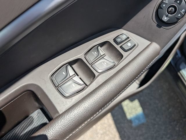 Used 2019 Hyundai Santa Fe XL AWD/4WD image 15