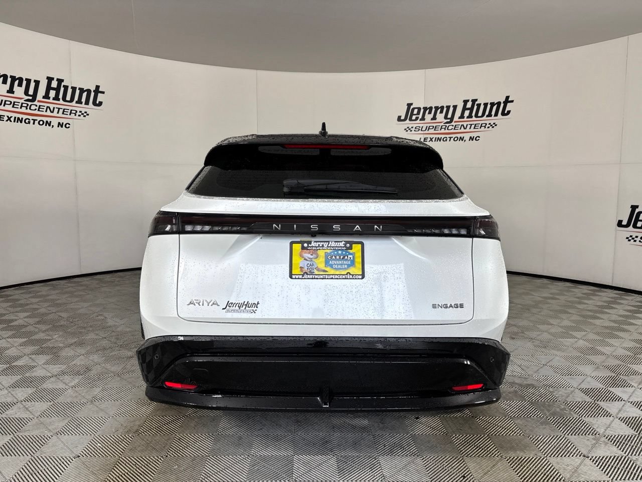 Used 2023 Nissan Ariya FWD image 5