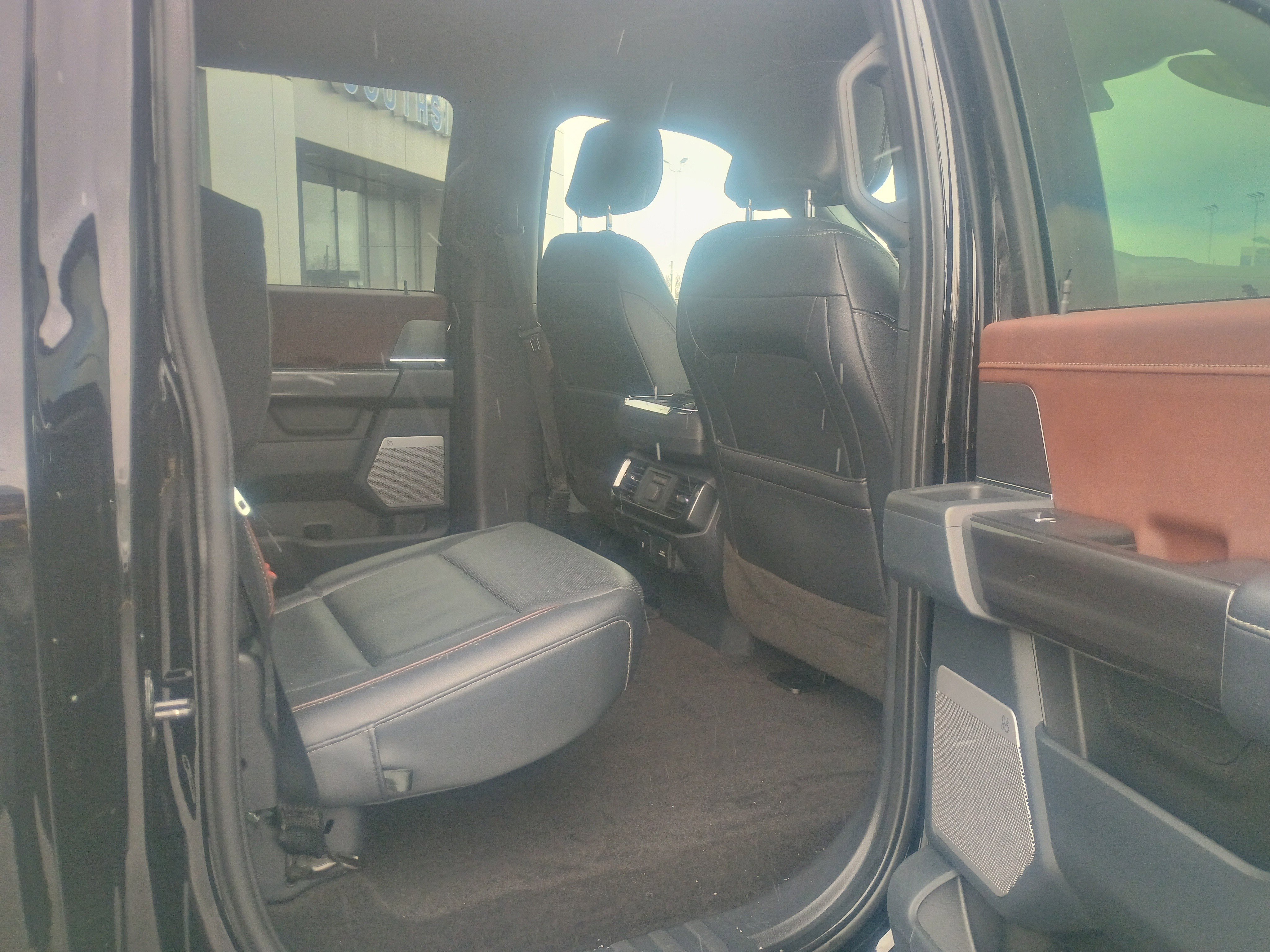 Used 2021 Ford F150 Lariat w/ Equipment Group 502A High image 16