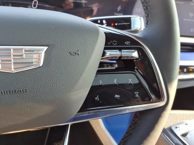New 2027 Cadillac Optiq Luxury AWD/4WD image 35