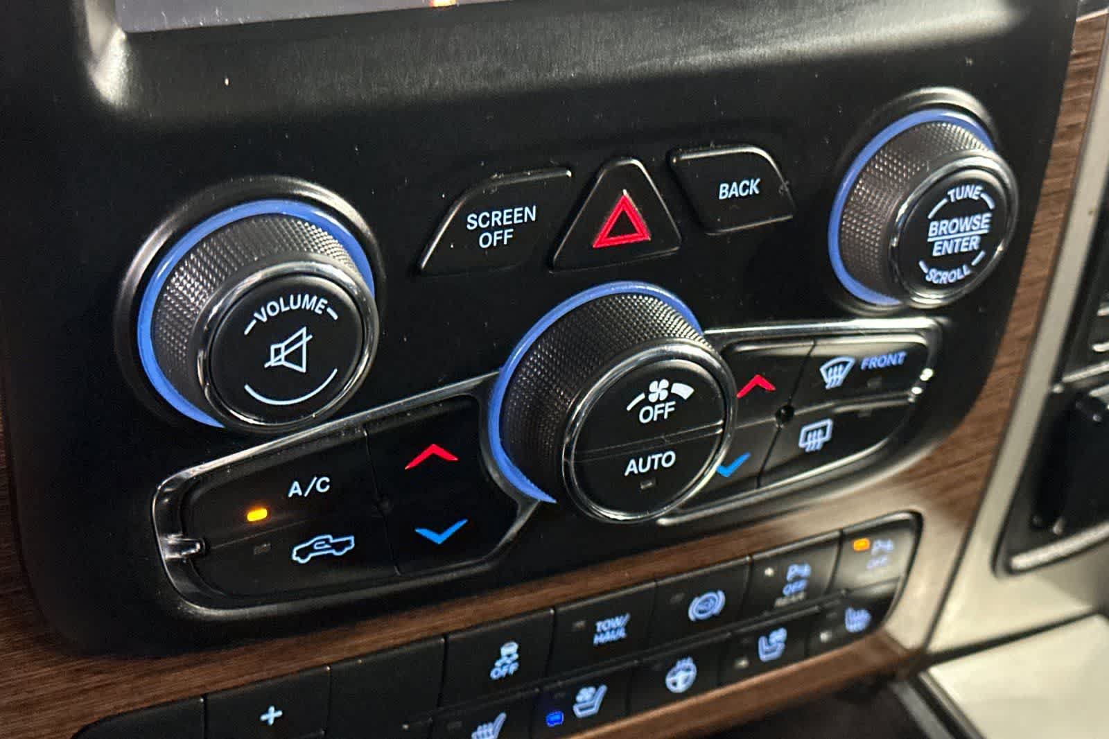 Used 2017 RAM 2500 Laramie w/ Sport Appearance Group AWD/4WD image 24
