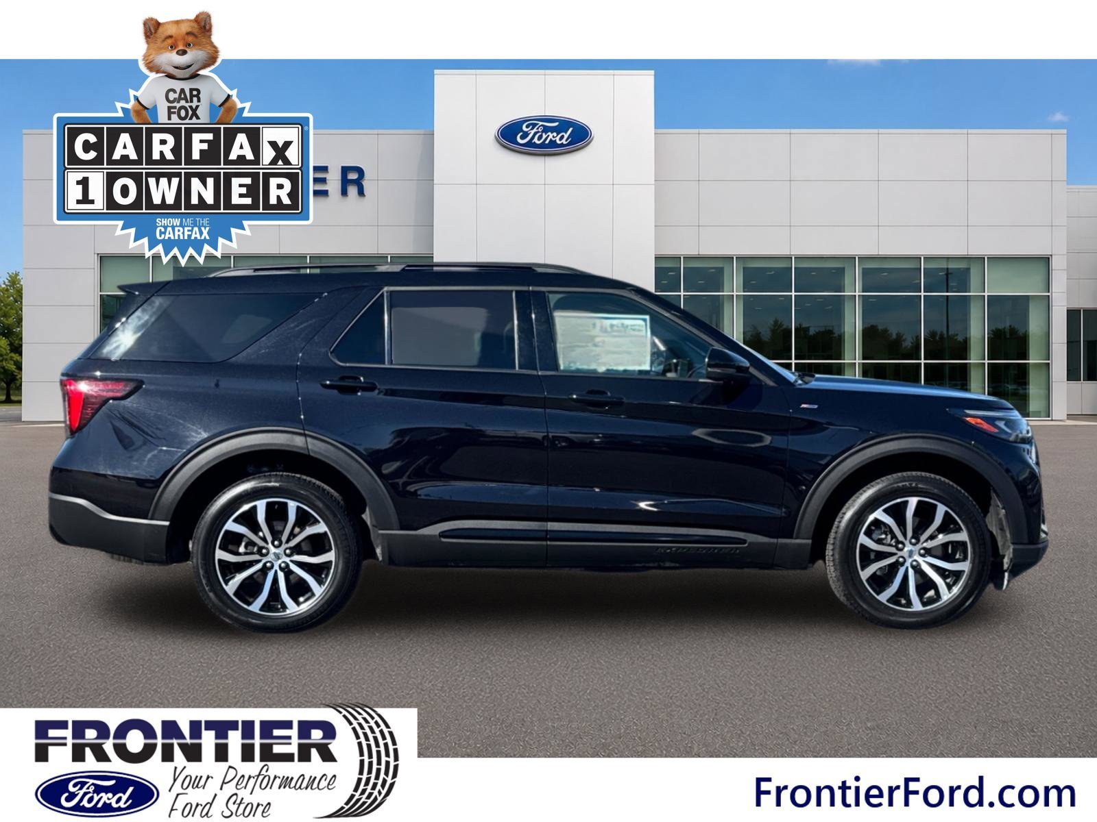Certified 2025 Ford Explorer ST-Line AWD/4WD image 4