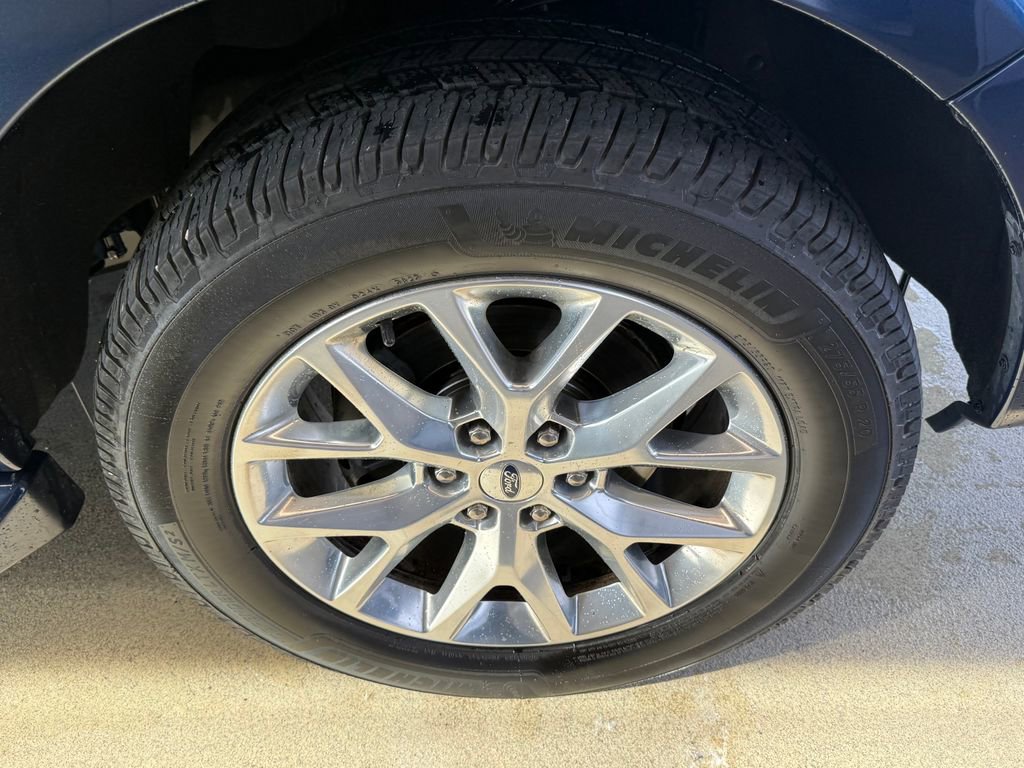 Used 2017 Ford Expedition EL Limited AWD/4WD image 6