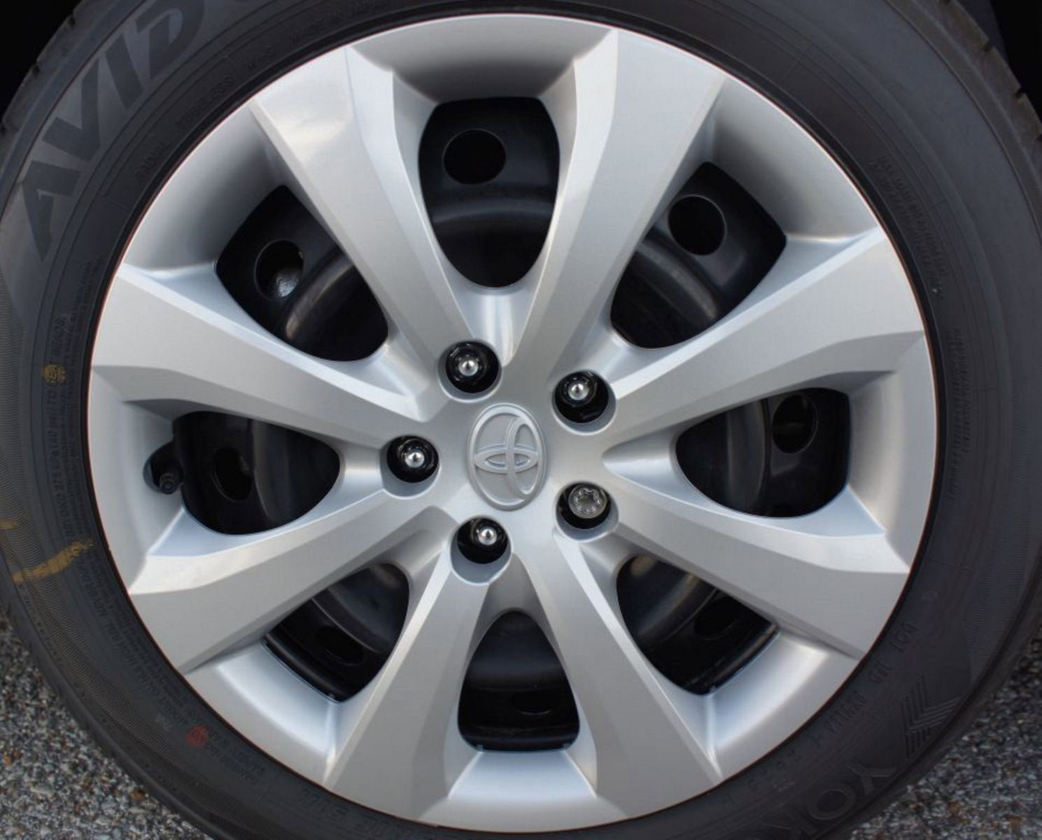 Used 2026 Toyota Corolla LE FWD image 15