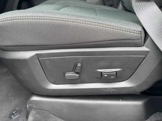 New 2026 RAM 2500 Big Horn AWD/4WD image 16