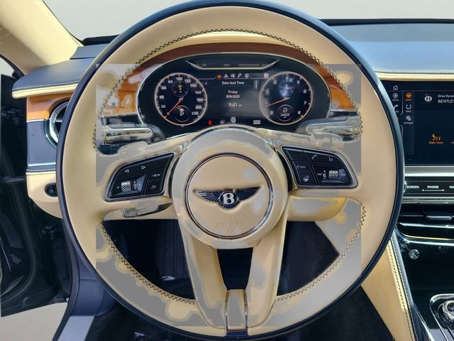 Used 2021 Bentley Flying Spur V8 image 28