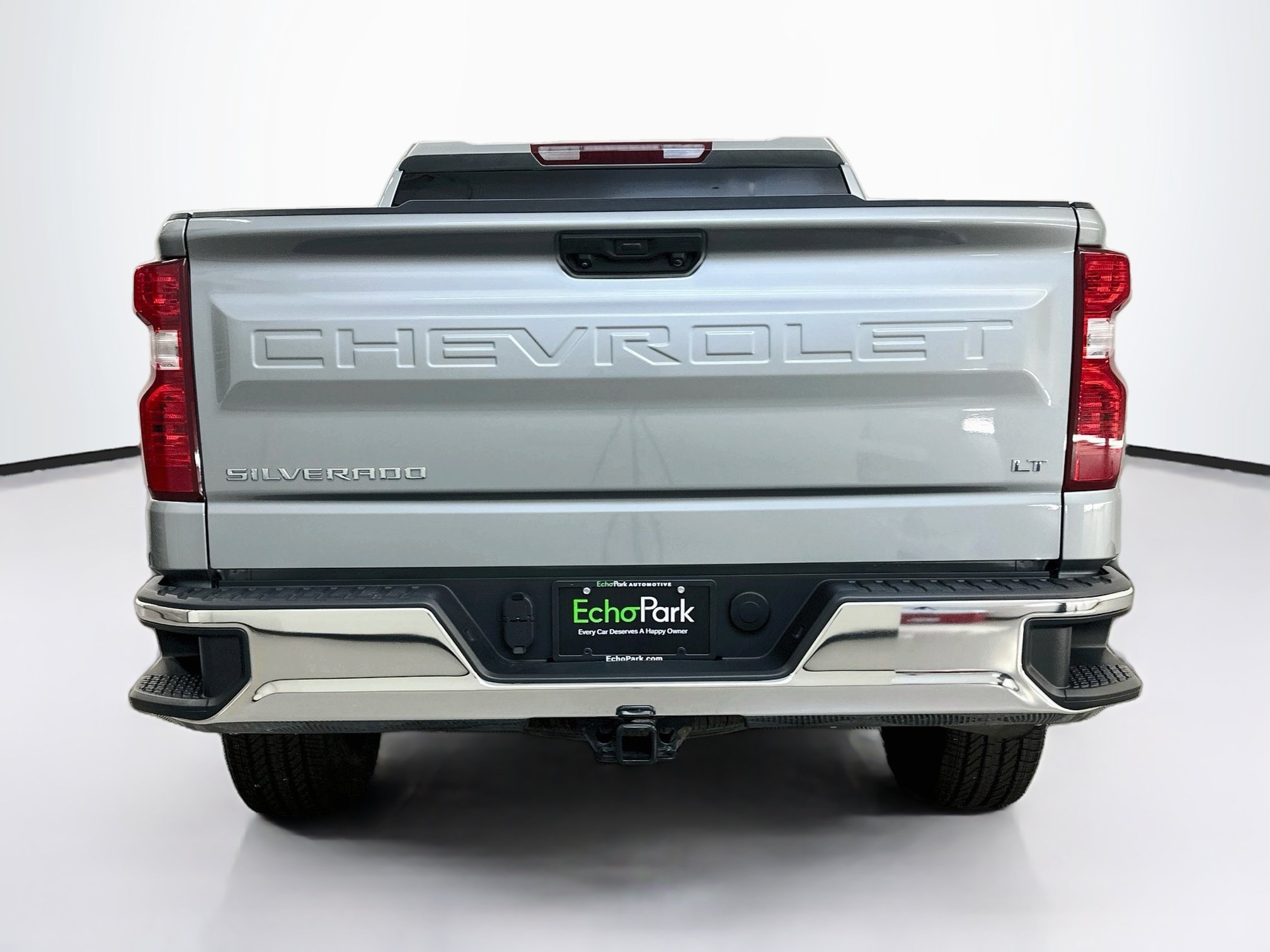 Used 2024 Chevrolet Silverado 1500 LT AWD/4WD image 7