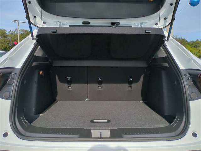 New 2026 Chevrolet Trax LT w/ Sunroof Package image 13