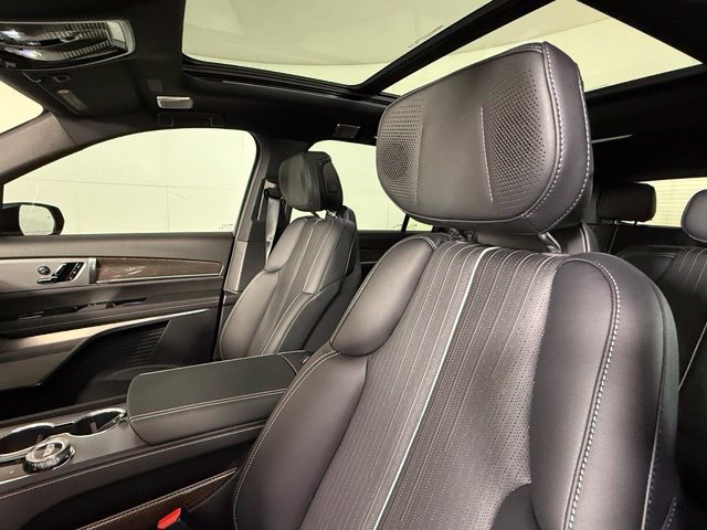 New 2027 Cadillac Vistiq Sport AWD/4WD image 16