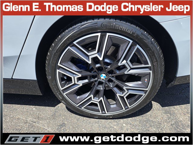 Used 2025 BMW 530i w/ M Sport Package RWD image 37