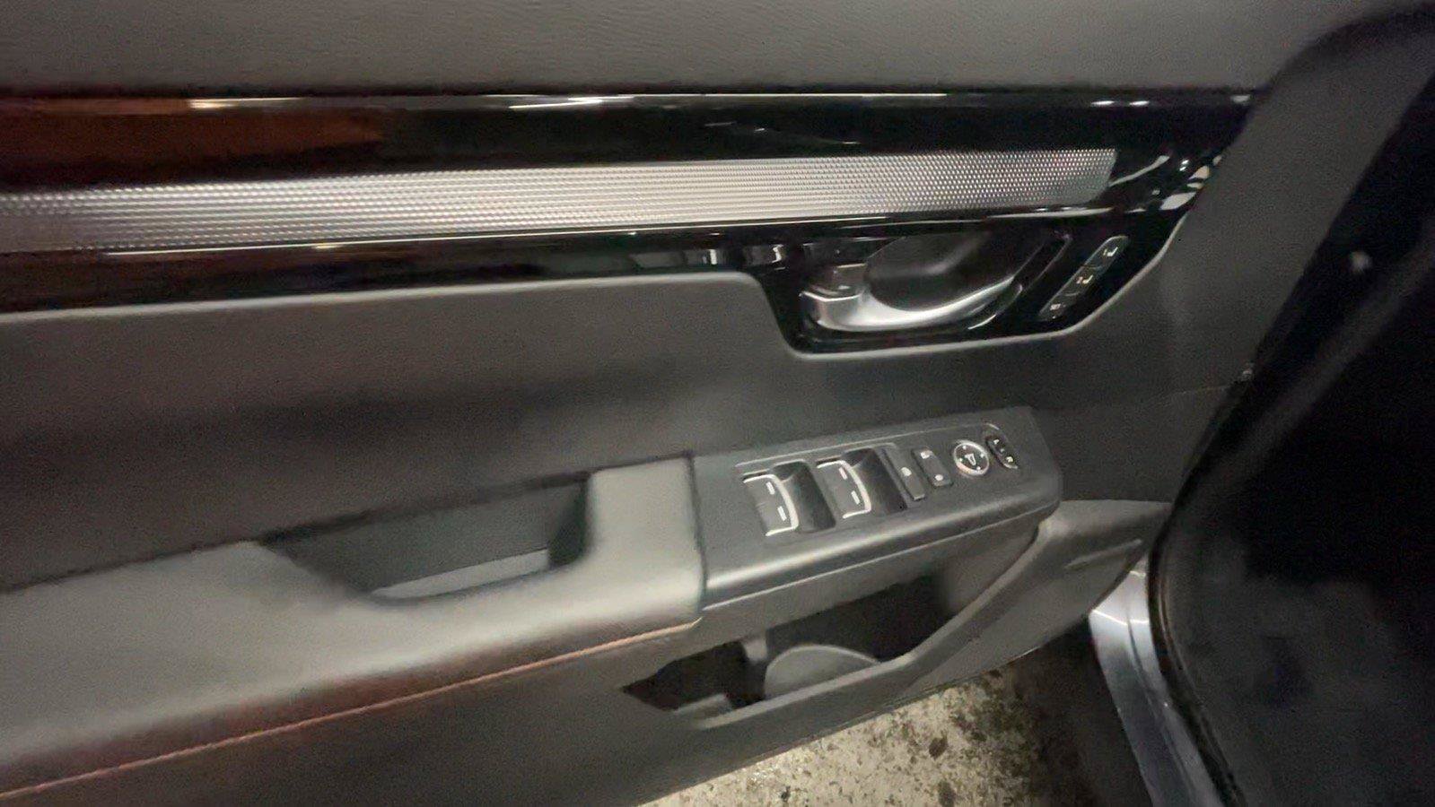 Used 2024 Honda CR-V Sport Touring image 28