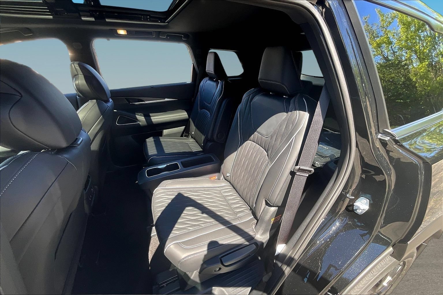New 2027 INFINITI QX60 Autograph w/ Dark Cargo Package AWD/4WD image 10