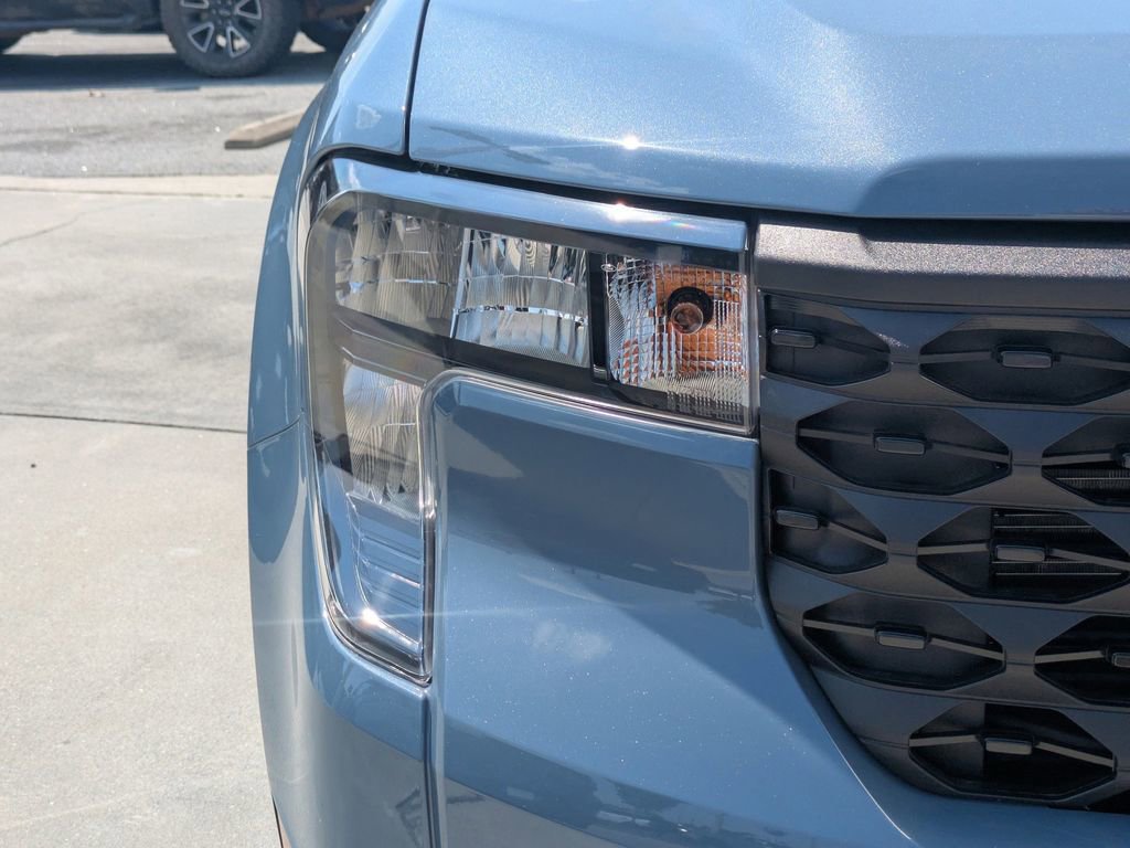 New 2026 Ford Maverick XLT FWD image 9