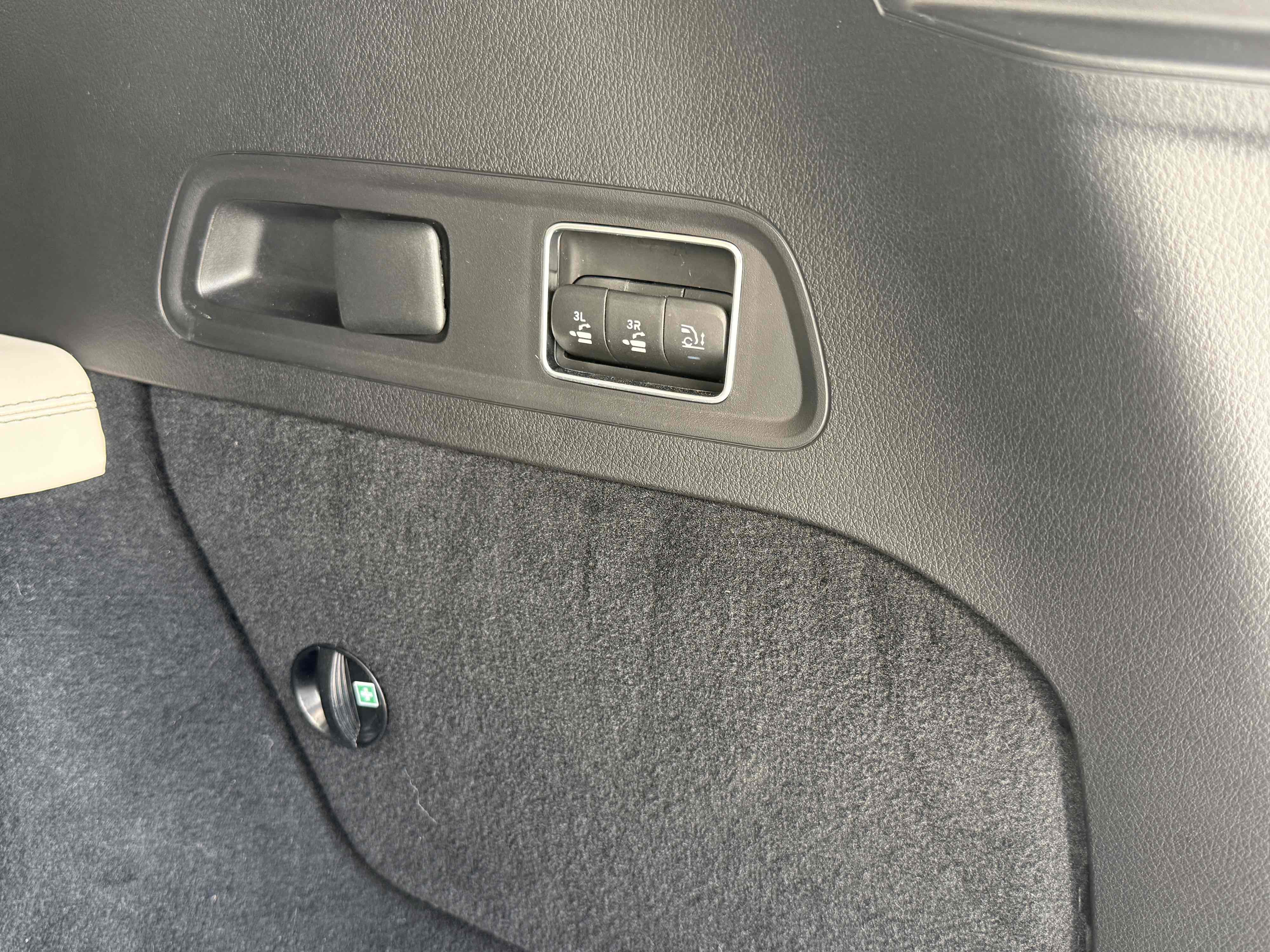 Used 2024 Mercedes-Benz GLS 63 AMG 4MATIC image 66