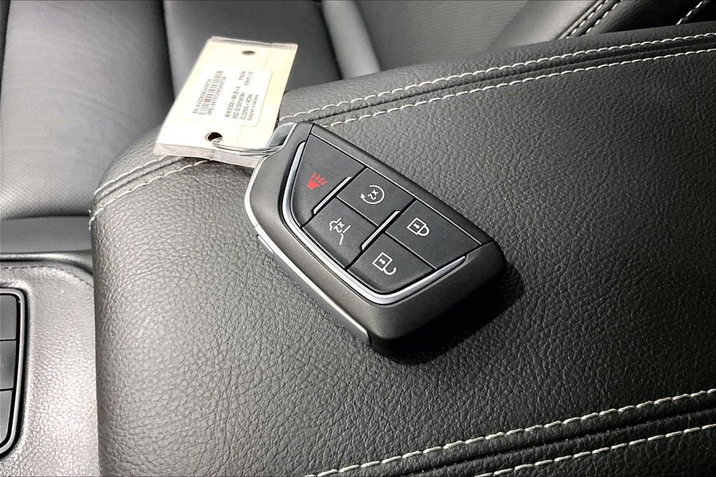 Used 2024 Cadillac XT4 Premium Luxury FWD image 12